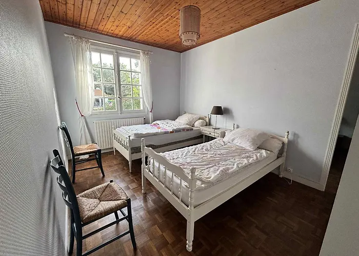 Maison Proche 3ch - Fr-1-194-320 *