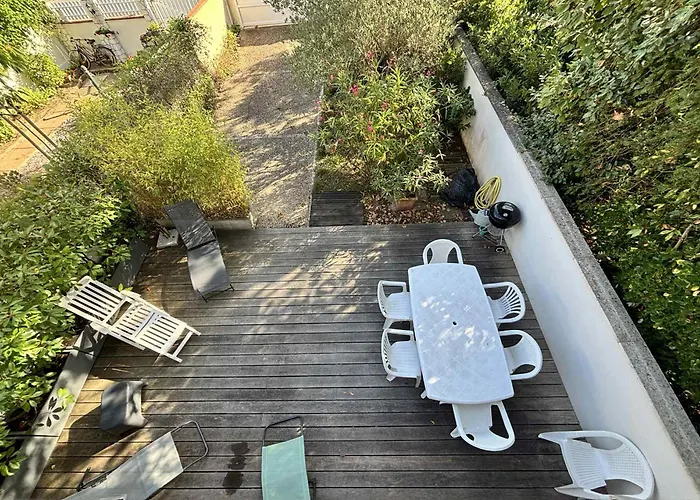 Holiday home Maison Proche 3ch - Fr-1-194-320 *